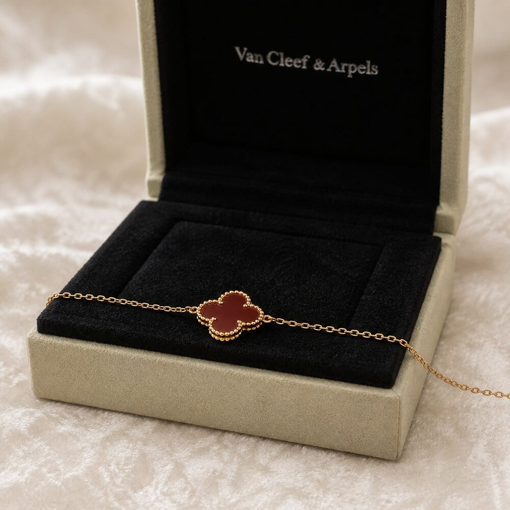 Van Cleef & Arpels Elegant Signature Bracelet Style 3 | New with Box - Picture 4 of 9